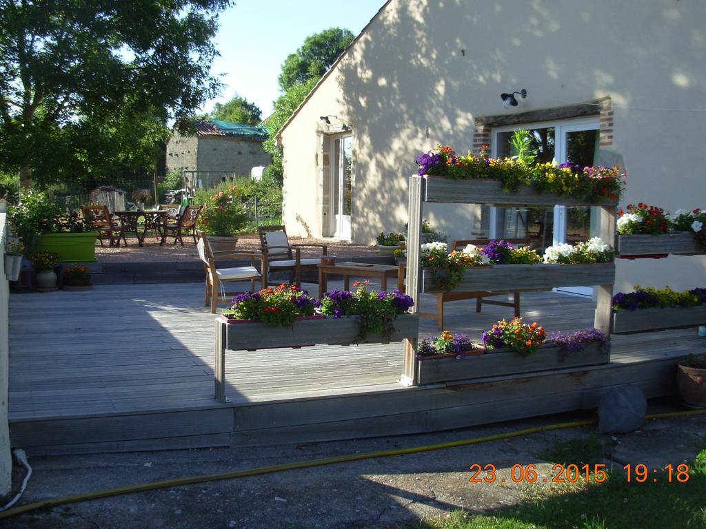 Le Jardin des Pierres Brunes Saint-Jean-des-Ollières Exterior foto